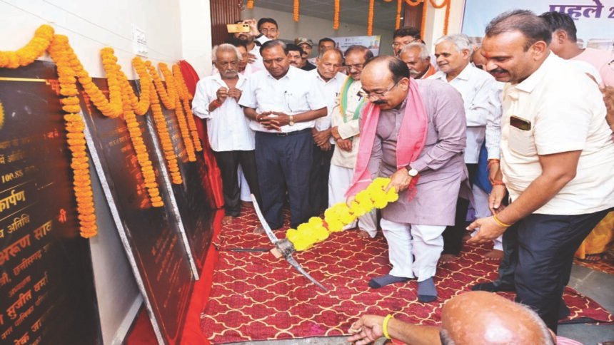 प्रदेश सरकार गांवों और शहरों के संतुलित विकास पर दे रही विशेष जोर : उप मुख्यमंत्री साव