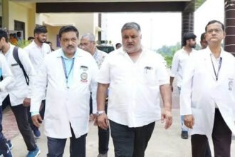 छात्रों की बात, जनप्रतिनिधि के साथ: संस्कृति मंत्री राजेश अग्रवाल ने की मेडिकल छात्रों से चर्चा