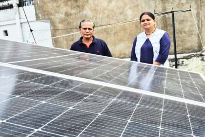 भिलाई निवासी शकुन्तला ने सोलर ऊर्जा से घटाया बिजली बिल, अतिरिक्त उत्पादन से आमदनी भी