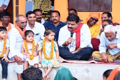 उपमुख्यमंत्री विजय शर्मा ने ग्राम कुरूवा में सामुदायिक भवन का किया लोकार्पण