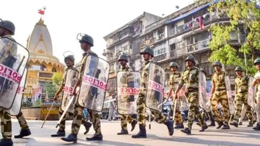 14 आतंकी भारत में घुसे! 34 वाहनों में लगाए गए मानव बम', मुंबई पुलिस को व्हाट्सएप पर मिली धमकी