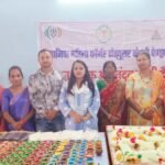 दीये और पूजा सामग्री की बिक्री से समूह की महिलाएं हो रही समृद्ध, 1.11 लाख रूपये की कर चुकी हैं बिक्री