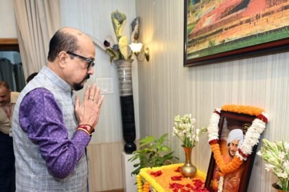 राज्यपाल डेका ने भगवान बिरसा मुंडा की जयंती पर किया नमन
