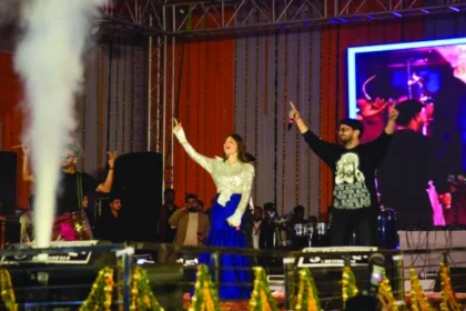 महाशिवरात्रि पर शिव भजन और शिव ताण्डव नृत्य रहे मुख्य आकर्षण