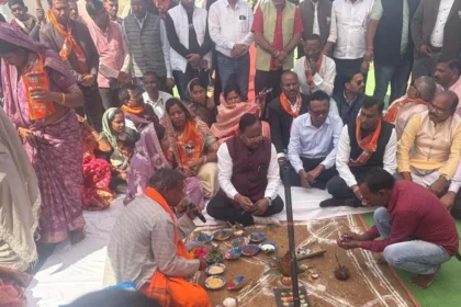 कृषि मंत्री राम विचार नेताम ने धोन्धा प्रतापपुर में किया कृषि महाविद्यालय का भूमि पूजन