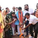 राजस्व मंत्री वर्मा ने 7.82 करोड़ की लागत से बनने वाले नवापारा-सकरी-सतभांवा मार्ग का किया भूमिपूजन