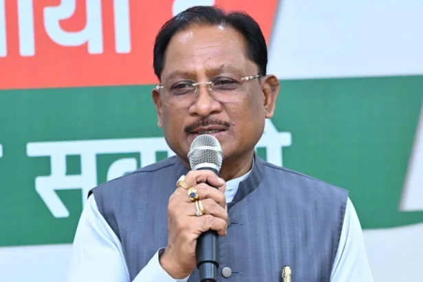 चिकित्सक संगठन एवं मेडिकल छात्राओं ने मुख्यमंत्री का सम्मान कर जताया आभार