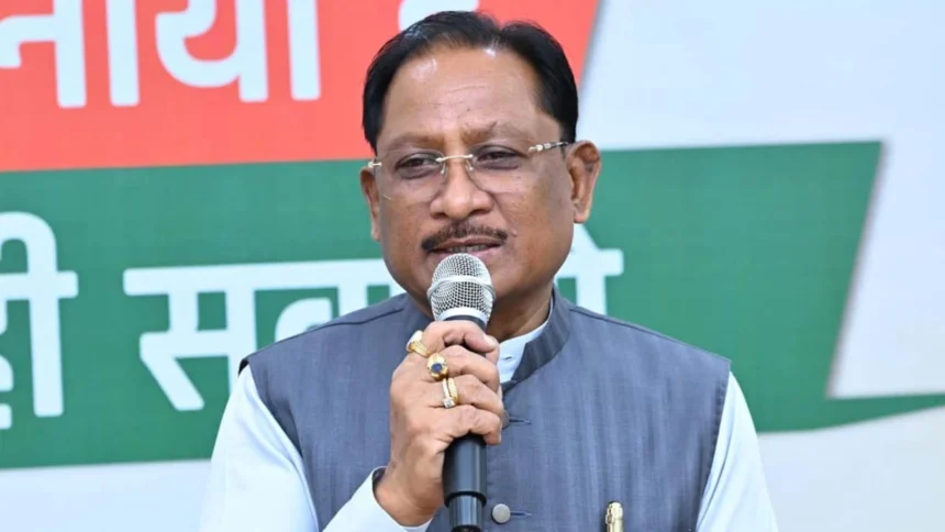 चिकित्सक संगठन एवं मेडिकल छात्राओं ने मुख्यमंत्री का सम्मान कर जताया आभार