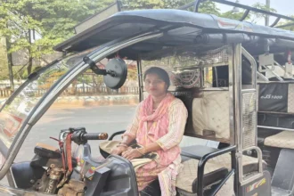 दीदी ई-रिक्शा एवं ई-रिक्शा सहायता योजना से होगा श्रमिकों का सर्वांगीण विकास