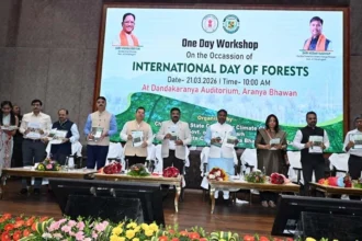 वैज्ञानिक तकनीक, वनीकरण के महत्व और भविष्य के लिए वनों के प्रबंधन पर विशेषज्ञों की चर्चा