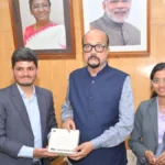 राज्यपाल डेका से यूनीसेफ के इमेजिन वेंचर के प्रथम भारतीय पुरस्कार विजेता ने की सौजन्य भेंट