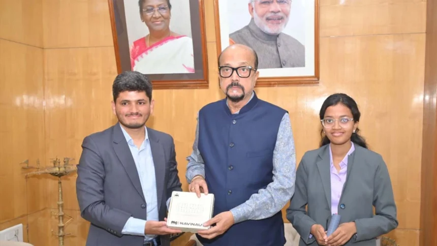 राज्यपाल डेका से यूनीसेफ के इमेजिन वेंचर के प्रथम भारतीय पुरस्कार विजेता ने की सौजन्य भेंट