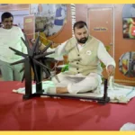 खादी वस्त्र ही नहीं, विचारधारा भी है- मनोज कुमार