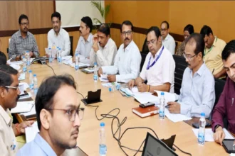 छत्तीसगढ़ के बस्तर संभाग से तेलंगाना एवं अन्य प्रांतो में प्रवासित परिवारों के लिए पुर्नवास के लिए बनेगी कार्ययोजना