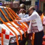 राज्यपाल रमेन डेका ने श्री जगन्नाथ मंदिर ट्रस्ट को सौंपी एम्बुलेंस की चाबी