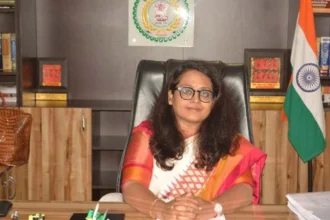 धीमी प्रगति पर जताई नाराजगी, ठेकेदारों को नोटिस जारी करने के दिए निर्देश