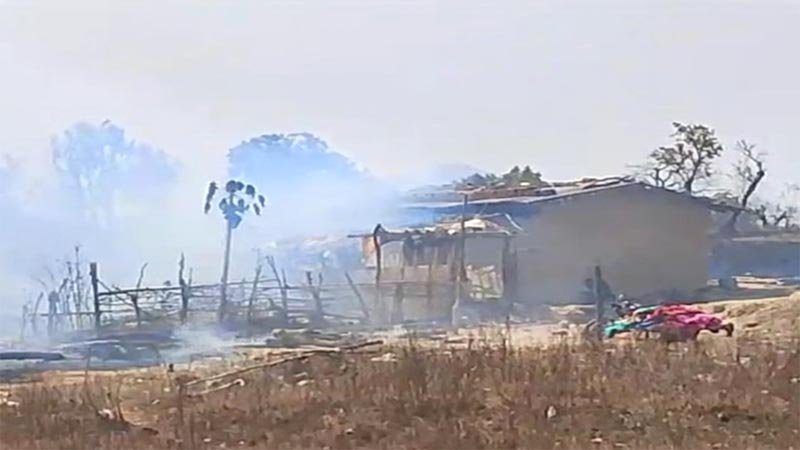 अंतिम संस्कार के दौरान चली तेज हवा, देखते-ही-देखते पूरा घर जलकर राख, चिता की चिंगारी से जला आशियाना