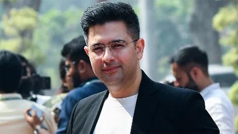 करियर बनाने राजनीति में नहीं आया, राघव बोले-पार्टी का अंदरूनी माहौल जहरीला