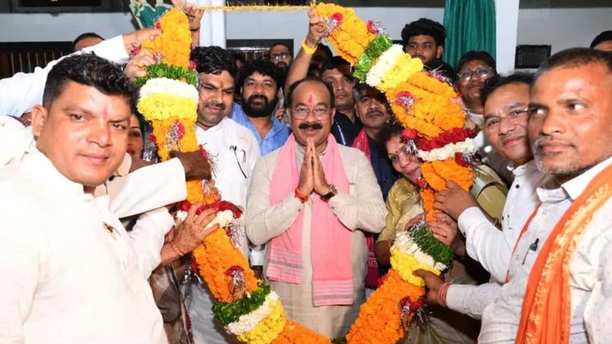 स्कूल शिक्षा मंत्री गजेंद्र यादव और सांसद विजय बघेल भी हुए शामिल