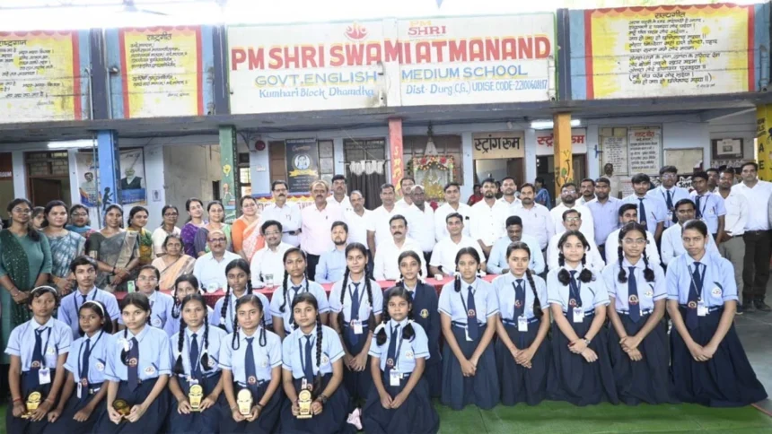 ’विद्यार्थियों को विद्या अध्ययन के साथ ही शिक्षार्थी और अभ्यर्थी भी बनना चाहिए’