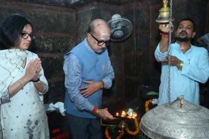 पूजा-अर्चना कर प्रदेशवासियों की सुख-समृद्धि की कामना की