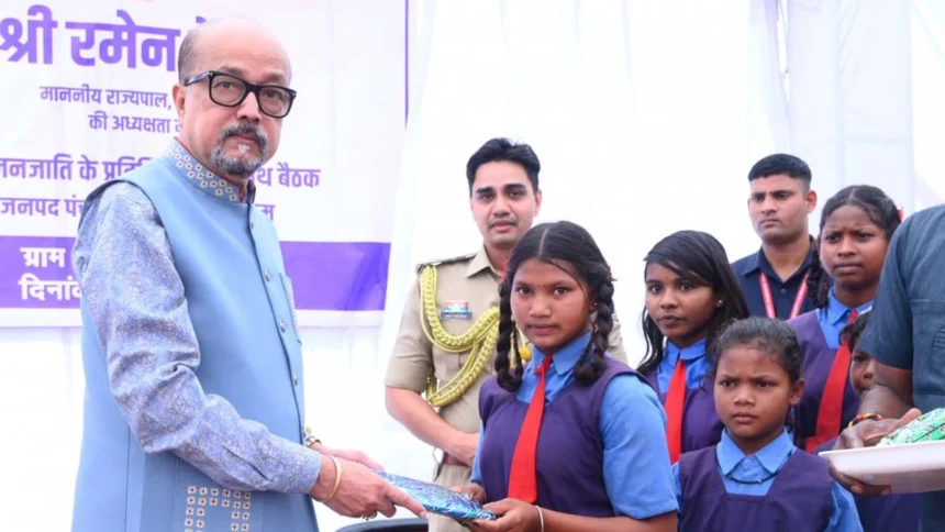 बैगा विद्यार्थियों और महिलाओं से मिले राज्यपाल, शिक्षा और आत्मनिर्भरता पर दिया जोर