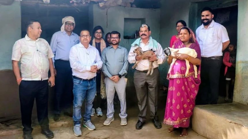 बकरी पालन से लखपति दीदी बनी उद कुंवर: कलेक्टर ने की सराहना
