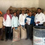 वितरण में गड़बड़ी पर प्रशासन सख्त, 8 केंद्रों पर बैन