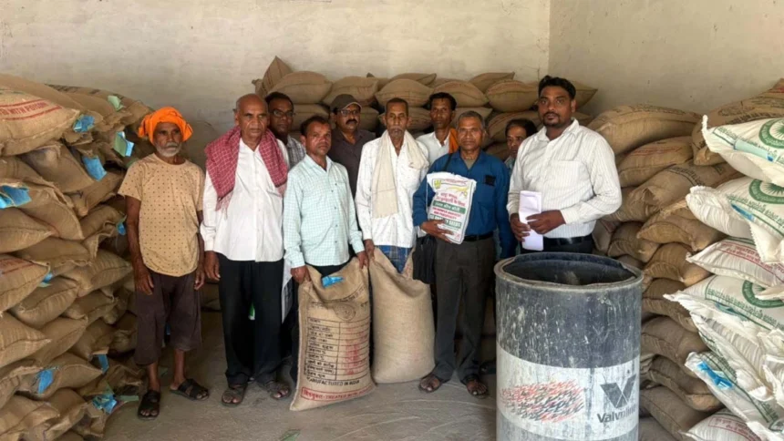 वितरण में गड़बड़ी पर प्रशासन सख्त, 8 केंद्रों पर बैन