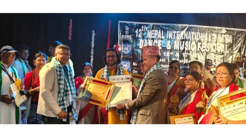 गुरूदेव रवीन्द्रनाथ टैगोर जंयती पर 'कवि गुरु' का सफल मंचन