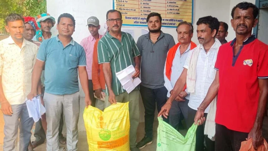 पर्याप्त खाद उपलब्ध, भंडारण और वितरण पिछले वर्ष की तुलना में तेज