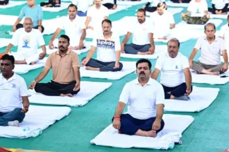 12वें अंतर्राष्ट्रीय योग दिवस पर पीजी कॉलेज डोम में हुआ सामूहिक योगाभ्यास