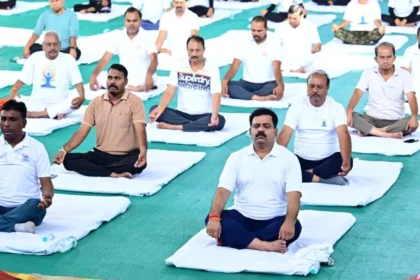 12वें अंतर्राष्ट्रीय योग दिवस पर पीजी कॉलेज डोम में हुआ सामूहिक योगाभ्यास