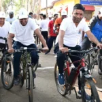 विधायक, कलेक्टर एवं जनप्रतिनिधियों ने हरी झंडी दिखाकर किया रवाना