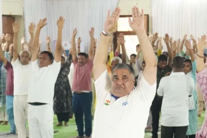 करें योग रहें निरोग - पर्यटन एवं संस्कृति मंत्री राजेश अग्रवाल