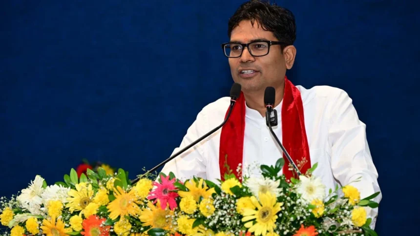 एआई से डरने की नहीं, उसे अवसर में बदलने की है जरूरत