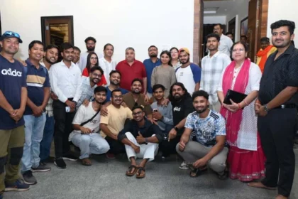 युवा डिजिटल क्रिएटर्स से संवाद कर पर्यटन, संस्कृति और स्वच्छता अभियान को जन-आंदोलन बनाने का किया आह्वान