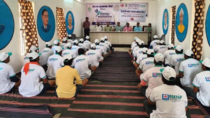 जिला जेल सूरजपुर में 12 दिवसीय कौशल विकास प्रशिक्षण कार्यक्रम