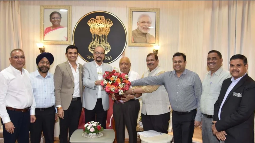 राज्यपाल श्री डेका से निजी विश्वविद्यालयों के पदाधिकारियों ने की भेंट