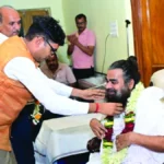 कबीर साहेब का व्यक्तित्व युगों-युगों तक समाज को दिशा देने वाला
