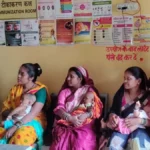 जन्म के पहले घंटे में स्तनपान और पहले छह माह तक केवल मां का दूध पिलाने पर विशेष जोर