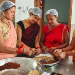 महुआ ने बदली महिलाओं की जिंदगी