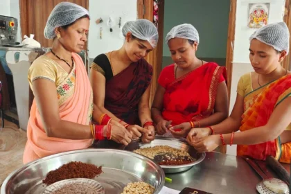 महुआ ने बदली महिलाओं की जिंदगी