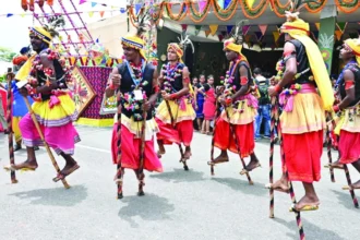 लोकगीत-लोकनृत्य और छत्तीसगढ़ी व्यंजनों की महक से सराबोर हुआ नया रायपुर