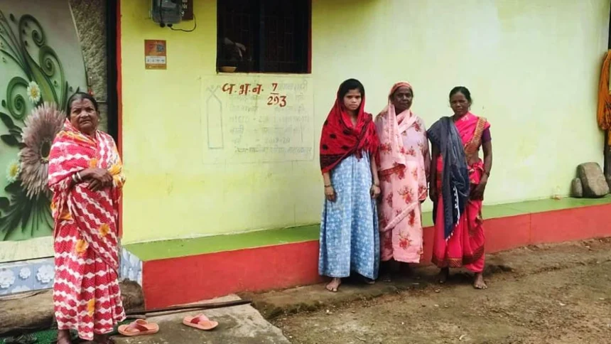 प्रधानमंत्री आवास योजना से अमर सिंह उईके का मिट्टी का घर बना पक्का आशियाना
