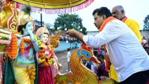 उप मुख्यमंत्री एवं कवर्धा विधायक विजय शर्मा कवर्धा में आयोजित दही हांडी उत्सव में हुए शामिल 2 विजय शर्मा कवर्धा में आयोजित दही हांडी उत्सव में हुए शामिल