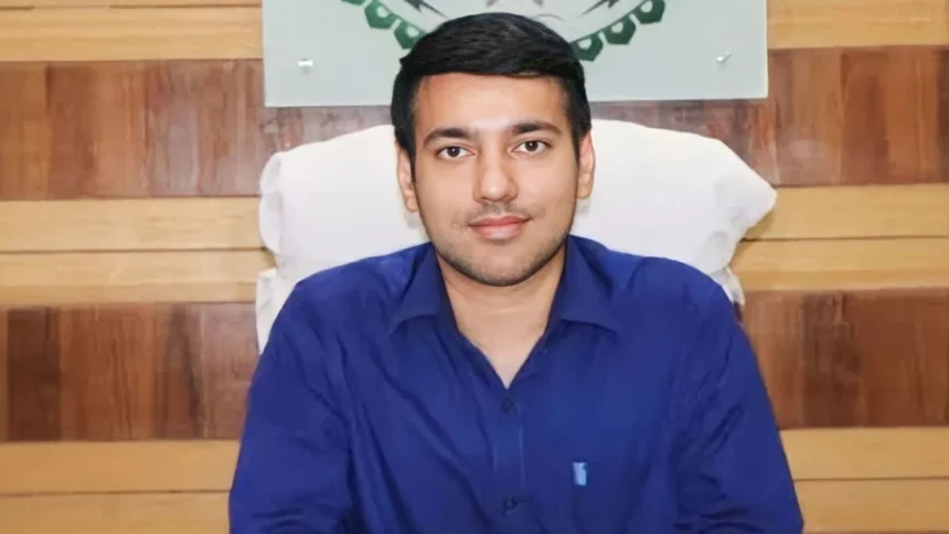 समय-सीमा बैठक में कलेक्टर ने योजनाओं के त्वरित क्रियान्वयन और लक्ष्य पूर्ति के दिए निर्देश