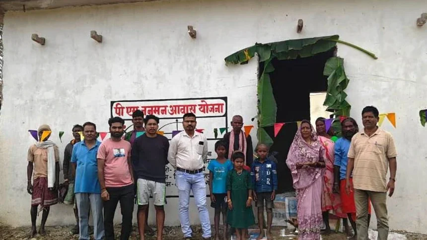 पक्का आवास परिवार की सुरक्षा और सम्मान का आधार