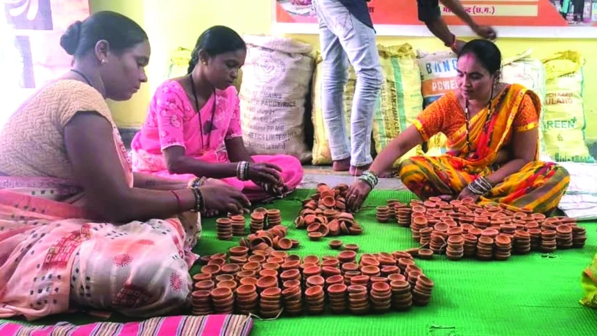 दीपावली से पहले ही मिली खुशियों की रोशनी