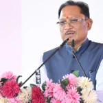 मुख्यमंत्री ने औद्योगिक स्टॉलों का किया अवलोकन, देशभर से आए उद्यमियों से किया आत्मीय संवाद